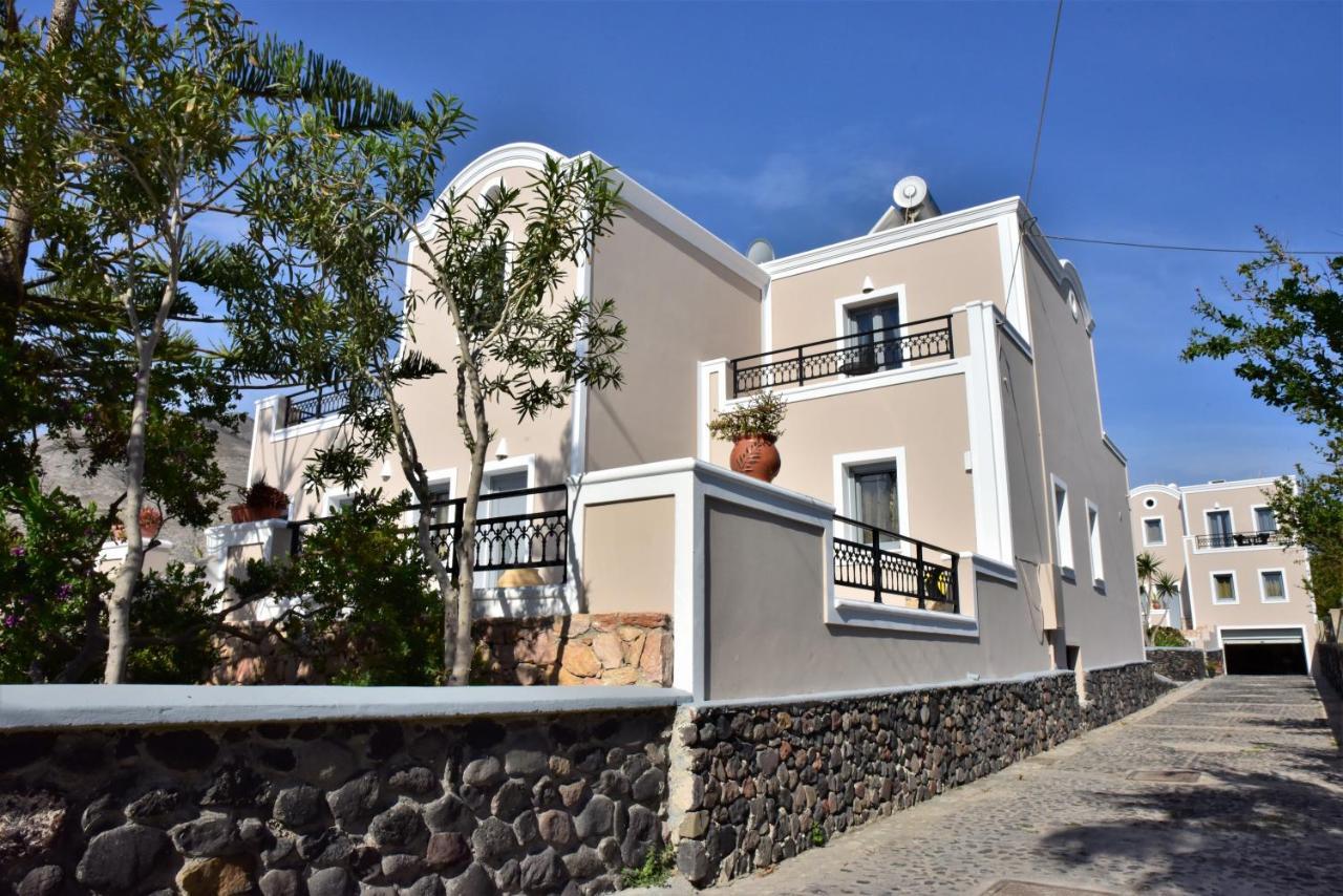 Villa Serene Kamári エクステリア 写真